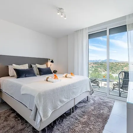Apartment 797 Rentals- Moderno Piso Con Vistas Al Golf Y Mar