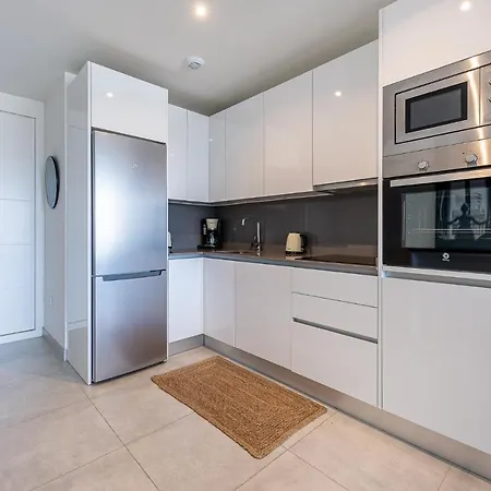 Apartment 797 Rentals- Moderno Piso Con Vistas Al Golf Y Mar