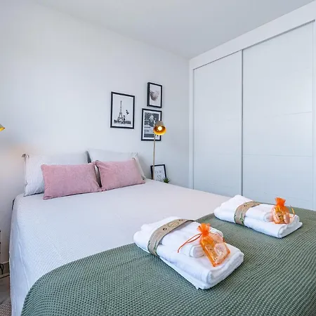 Apartment 797 Rentals- Moderno Piso Con Vistas Al Golf Y Mar La Cala De Mijas