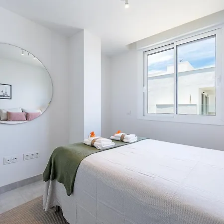 797 Rentals- Moderno Piso Con Vistas Al Golf Y Mar Apartment *